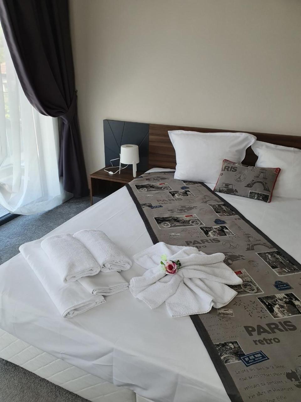 Hotel Novel City Burgas City Zimmer foto