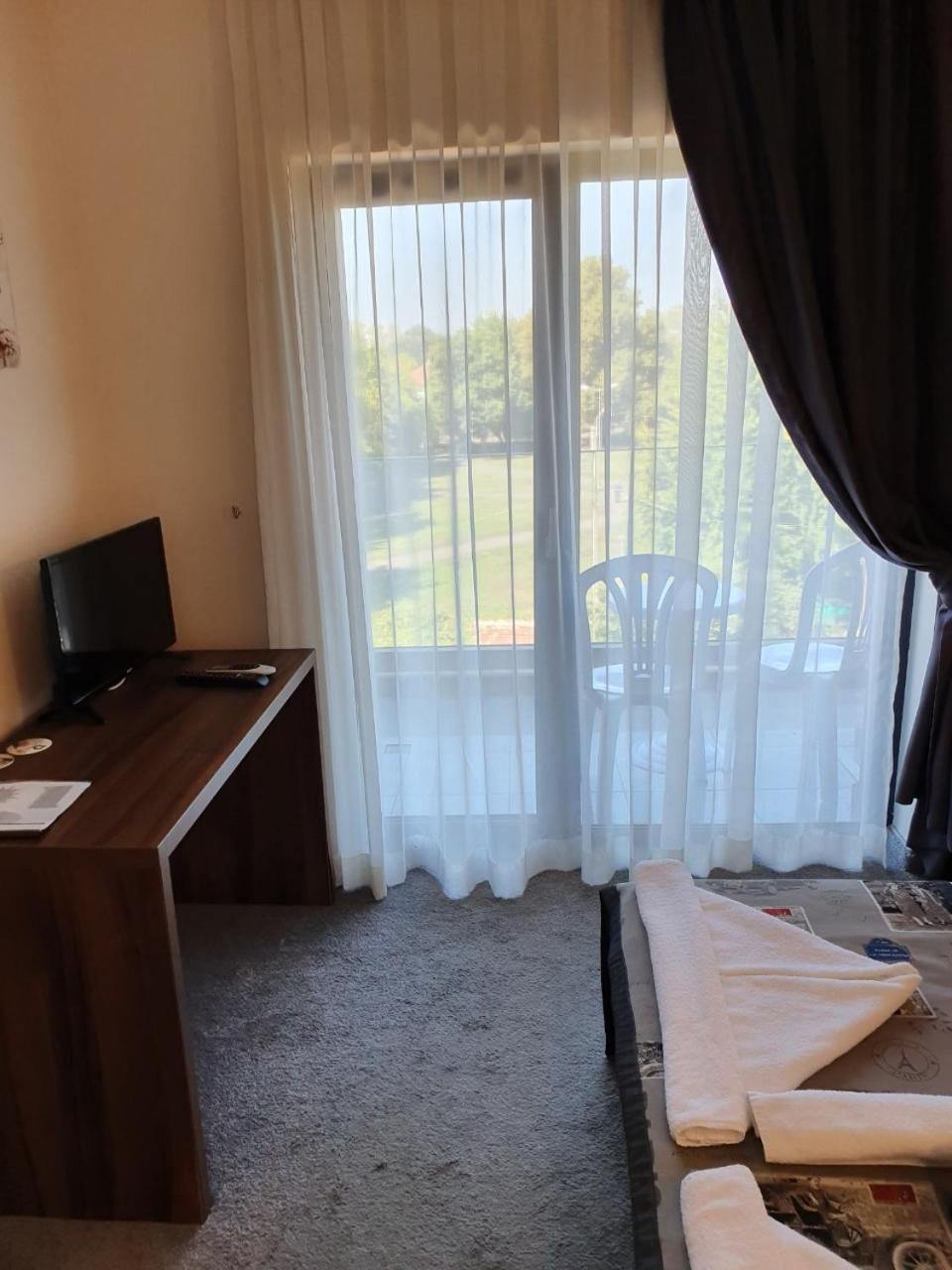 Hotel Novel City Burgas City Zimmer foto
