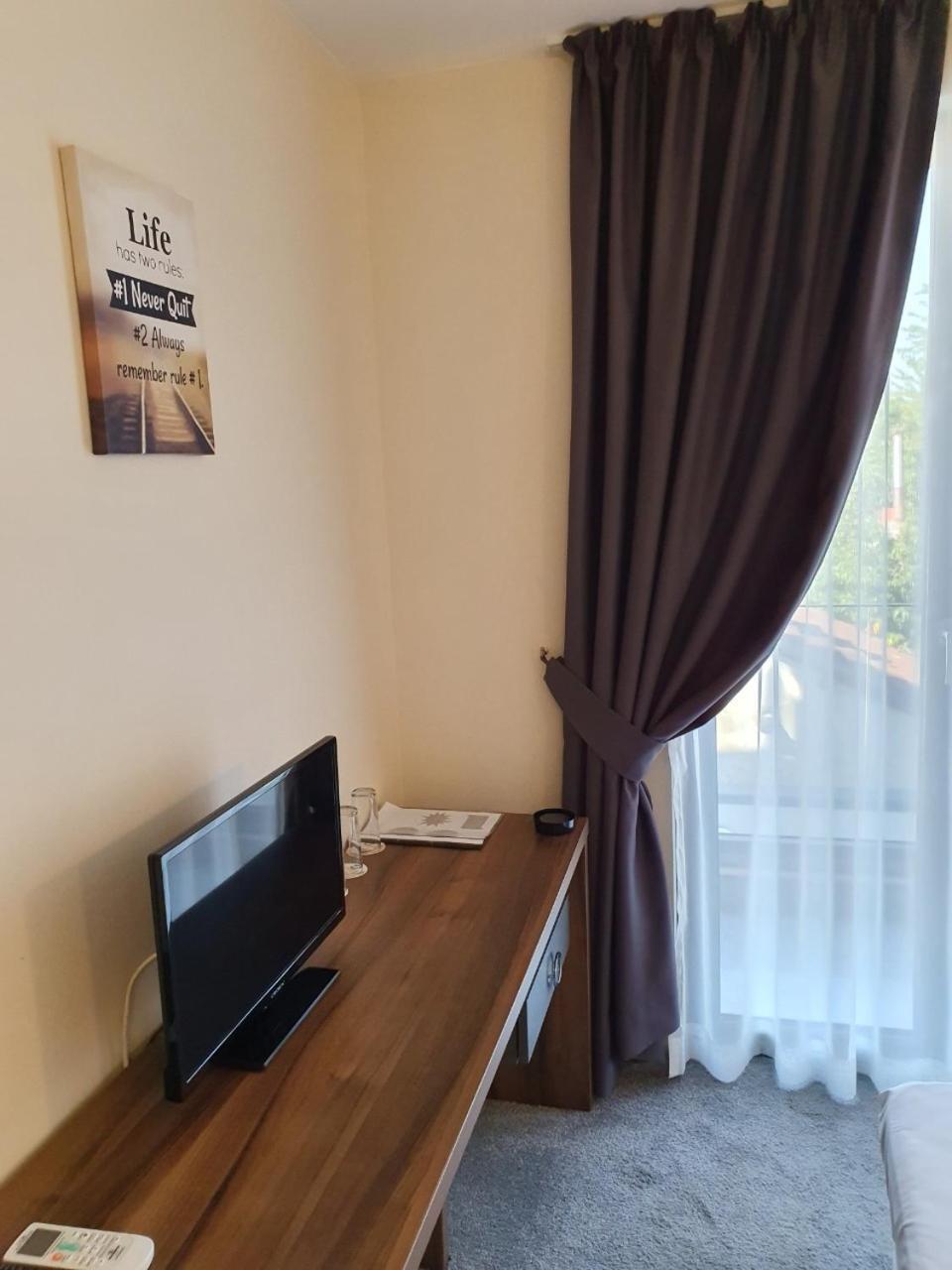 Hotel Novel City Burgas City Zimmer foto